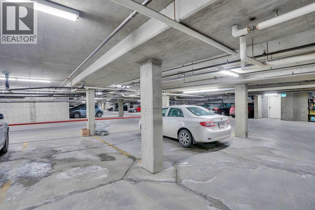 Single Family House for Sale in   Centre A Street NE Crescent Heights Calgary 