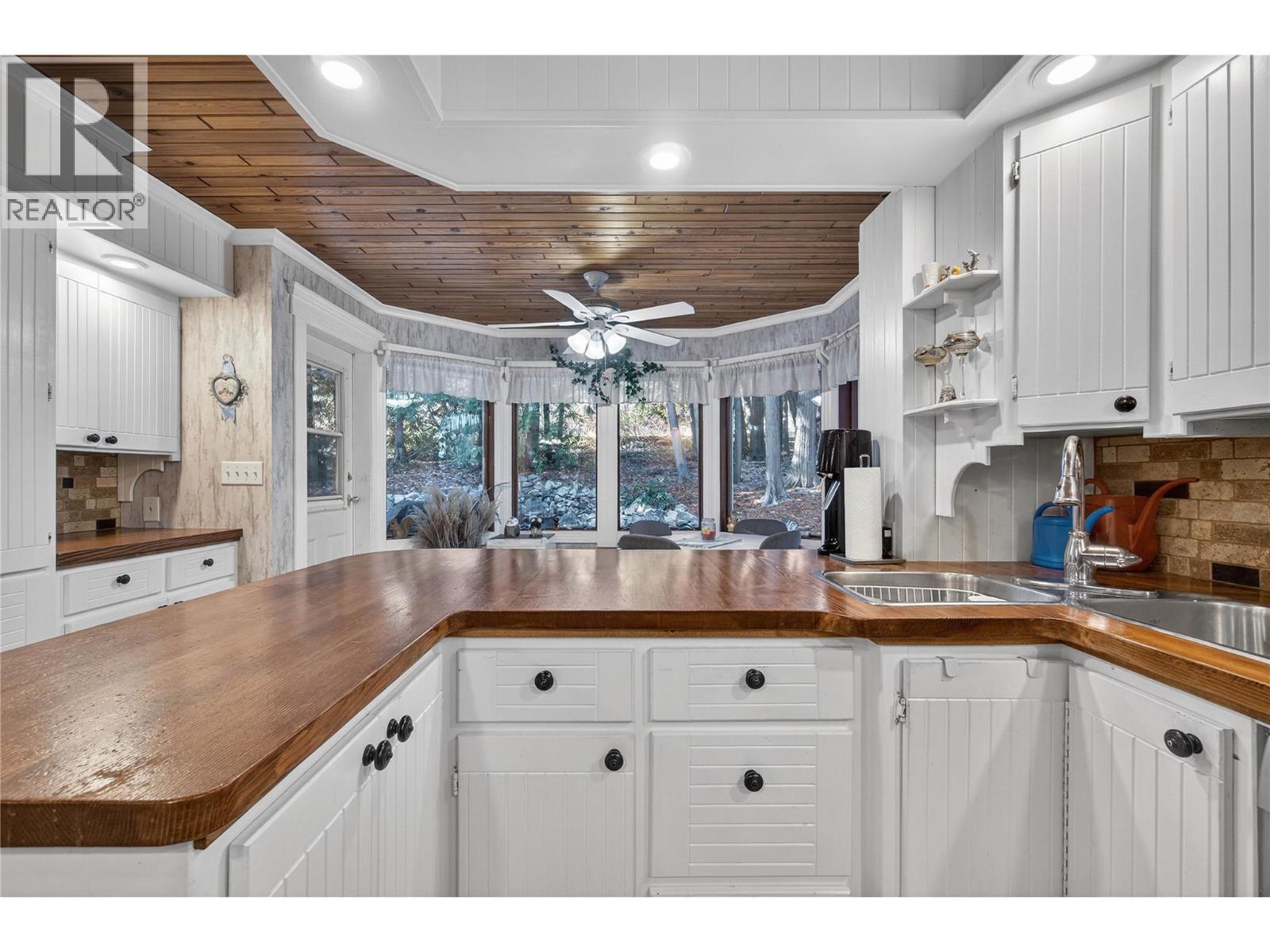 114 Timberlane Road, Enderby