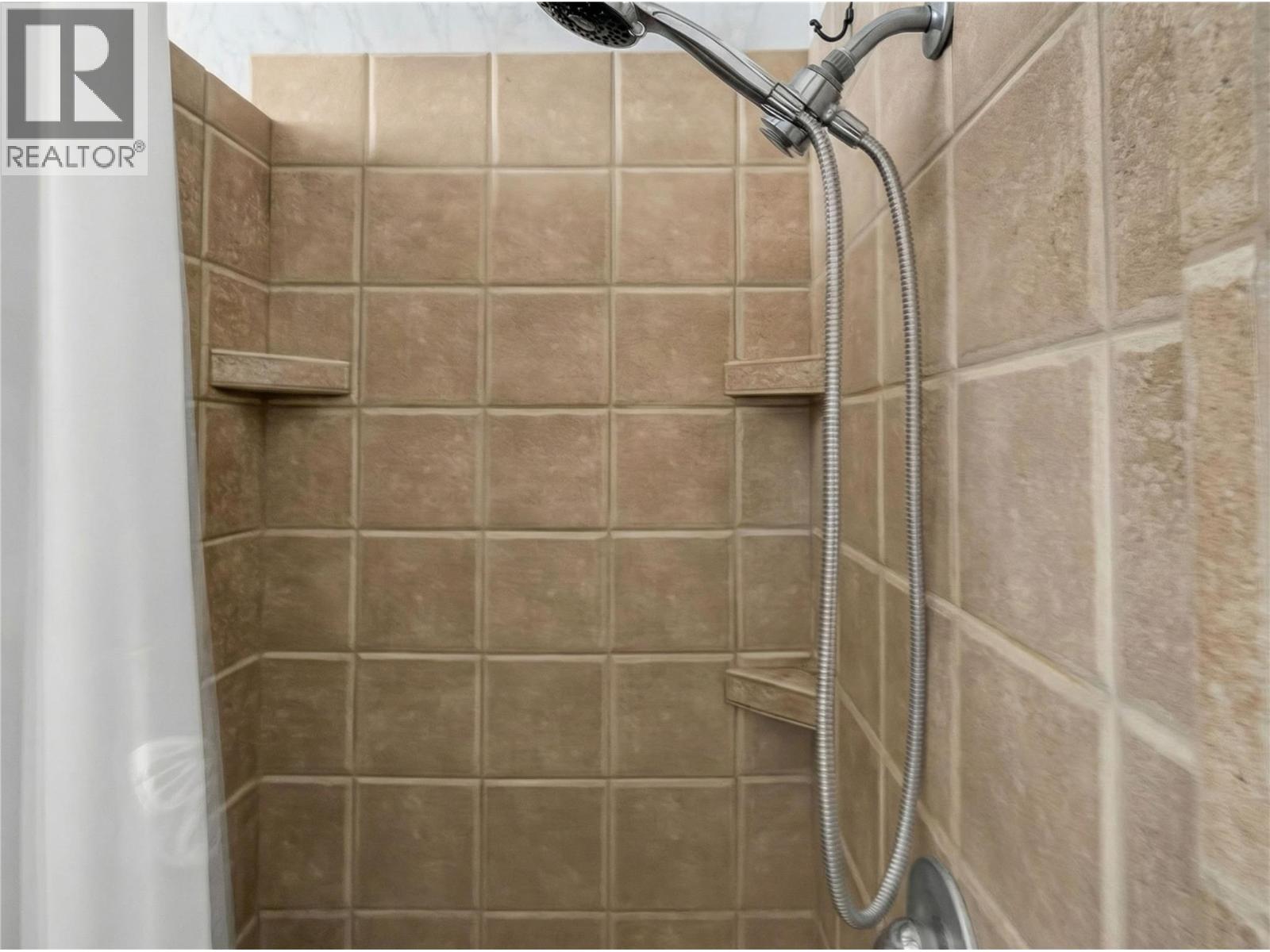 114 Timberlane Road, Enderby