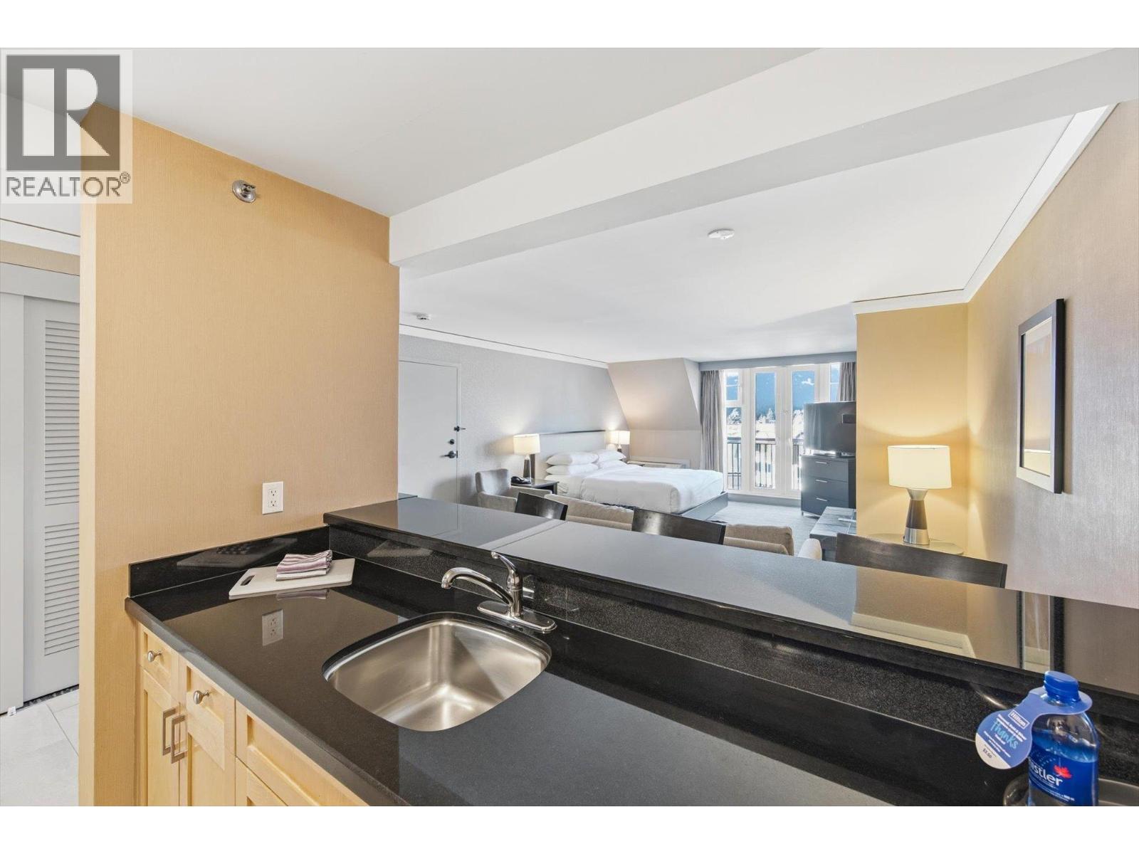 Photo of 709/711 4050 WHISTLER WAY 28