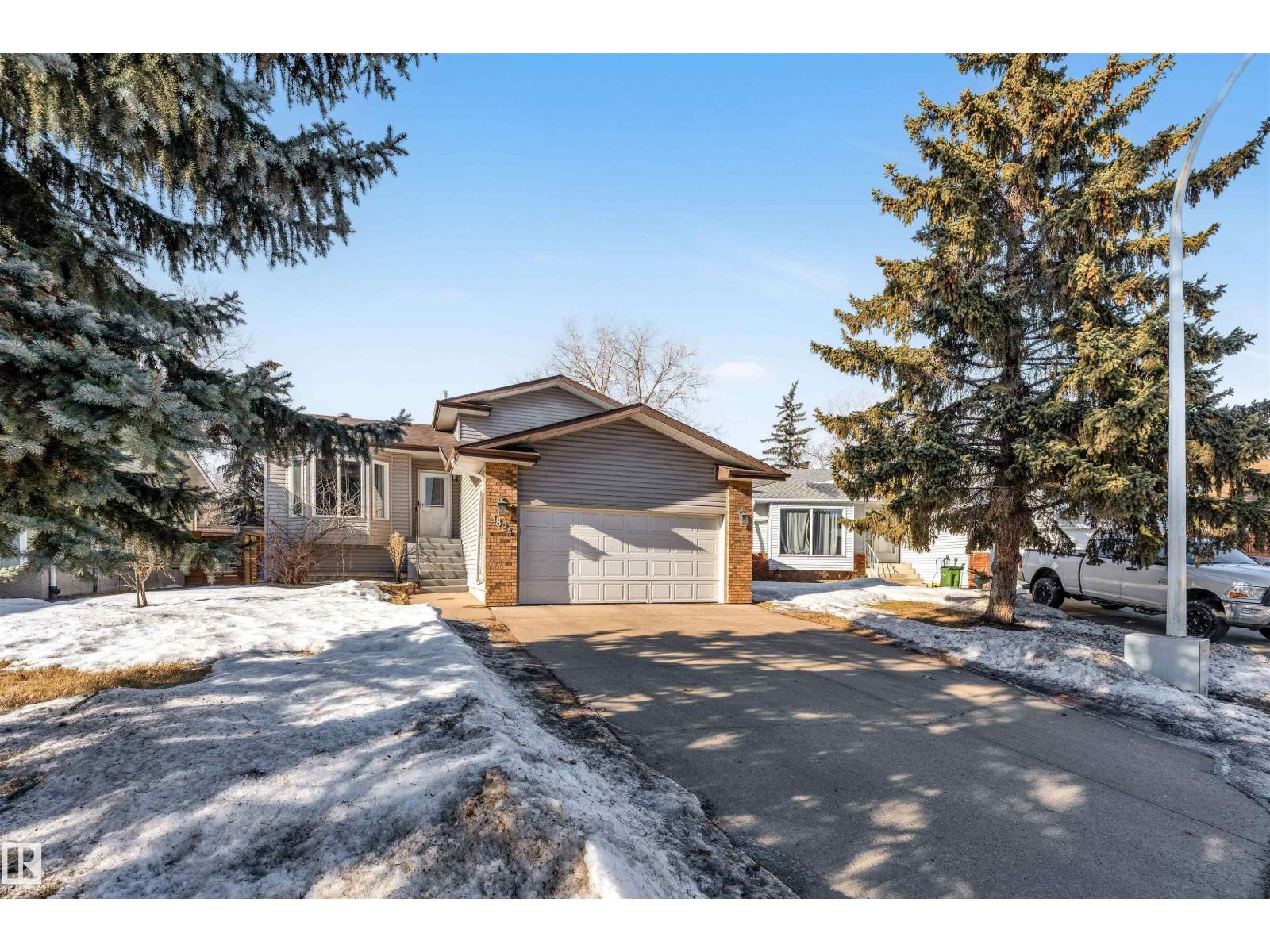 3824 48 ST NW, Edmonton