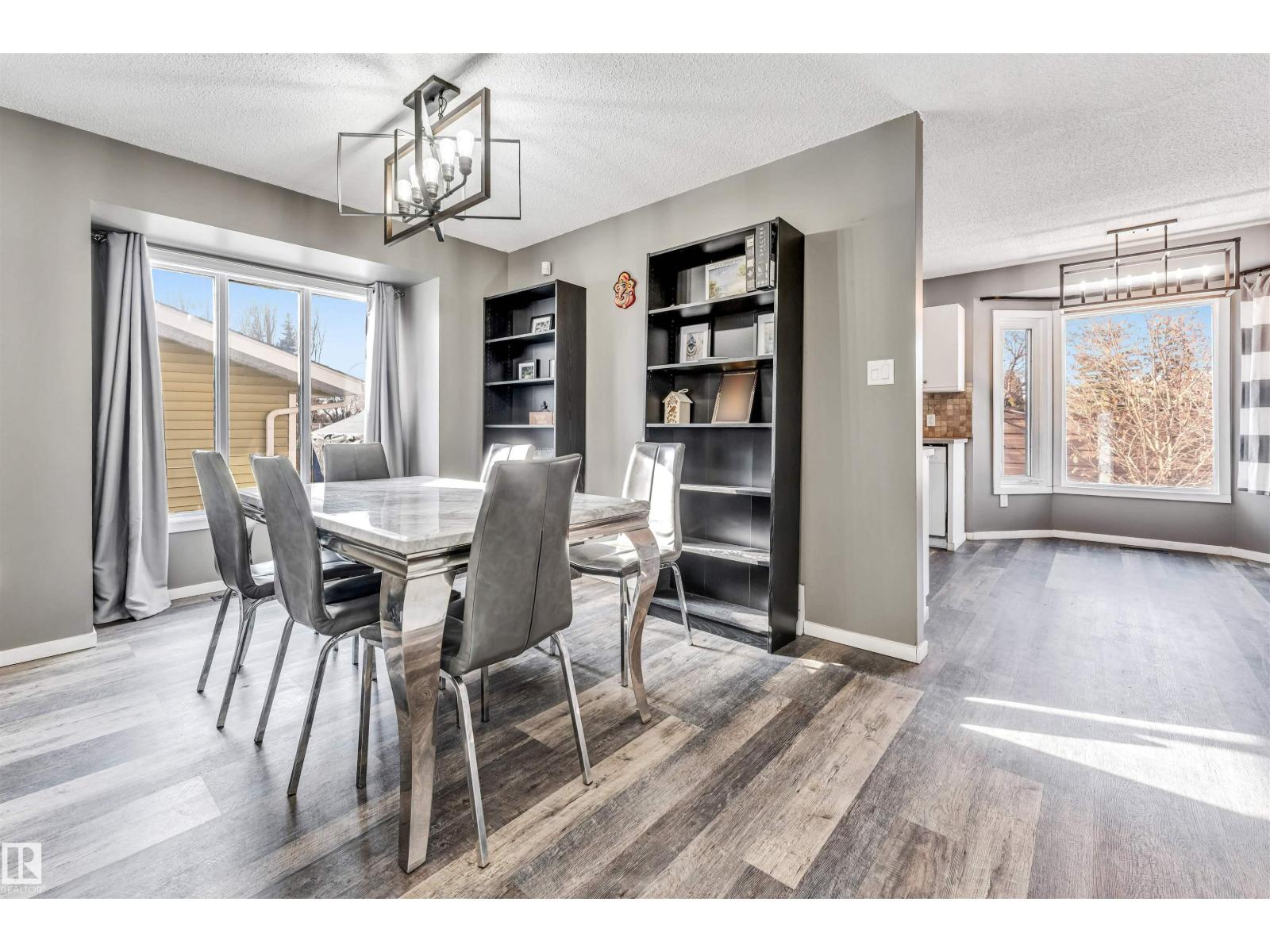 3824 48 ST NW, Edmonton