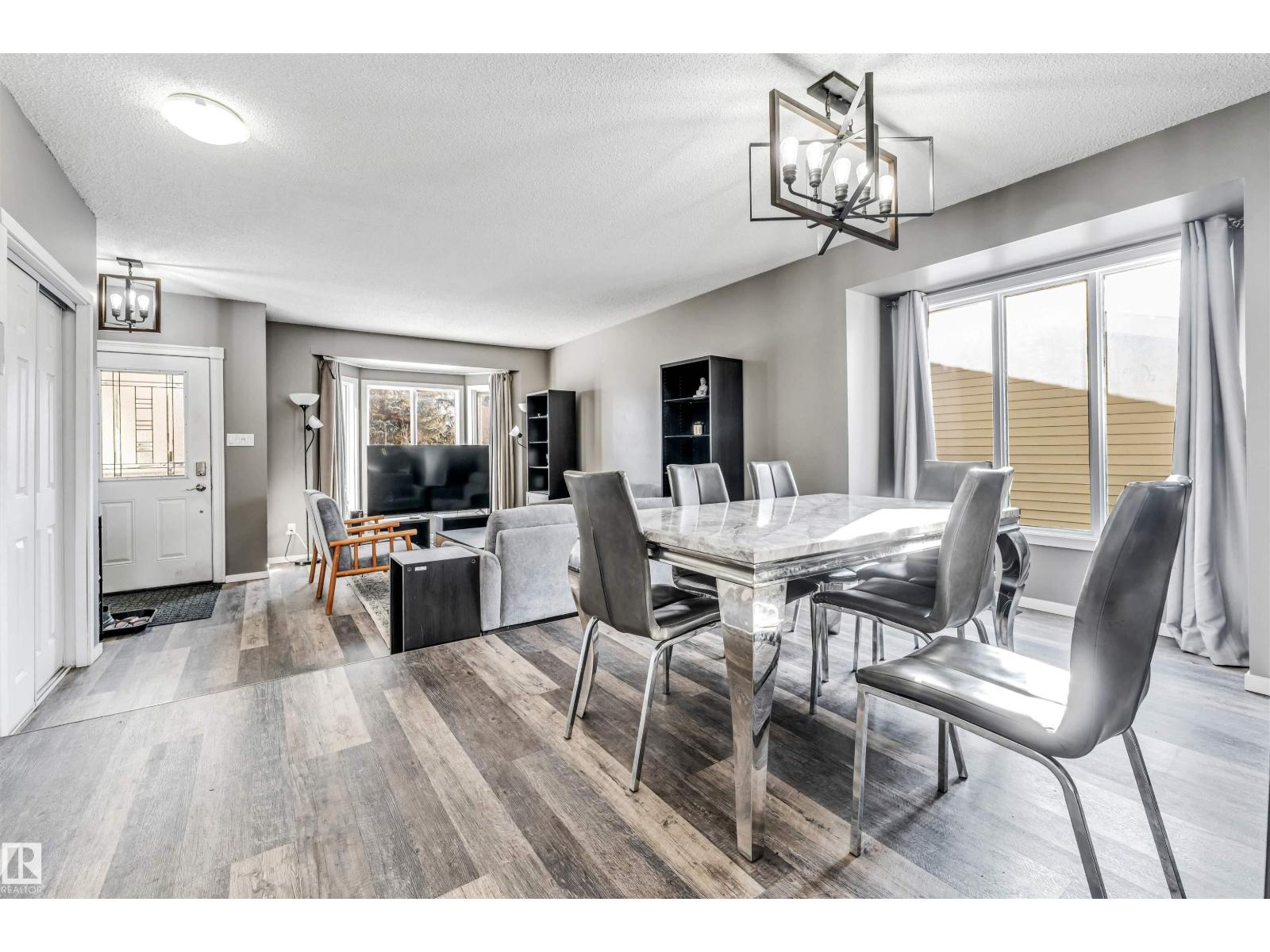 3824 48 ST NW, Edmonton