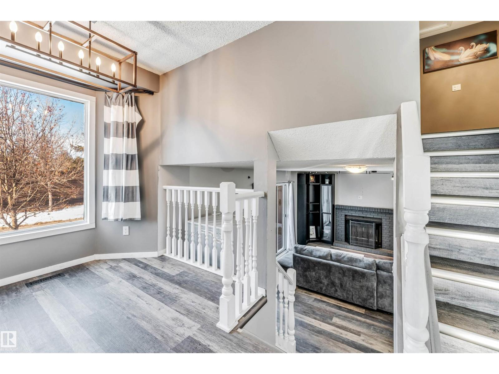 3824 48 ST NW, Edmonton