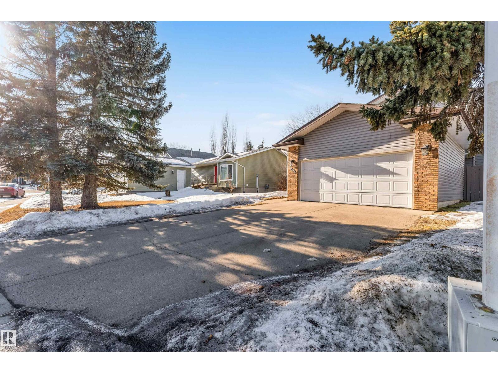 3824 48 ST NW, Edmonton