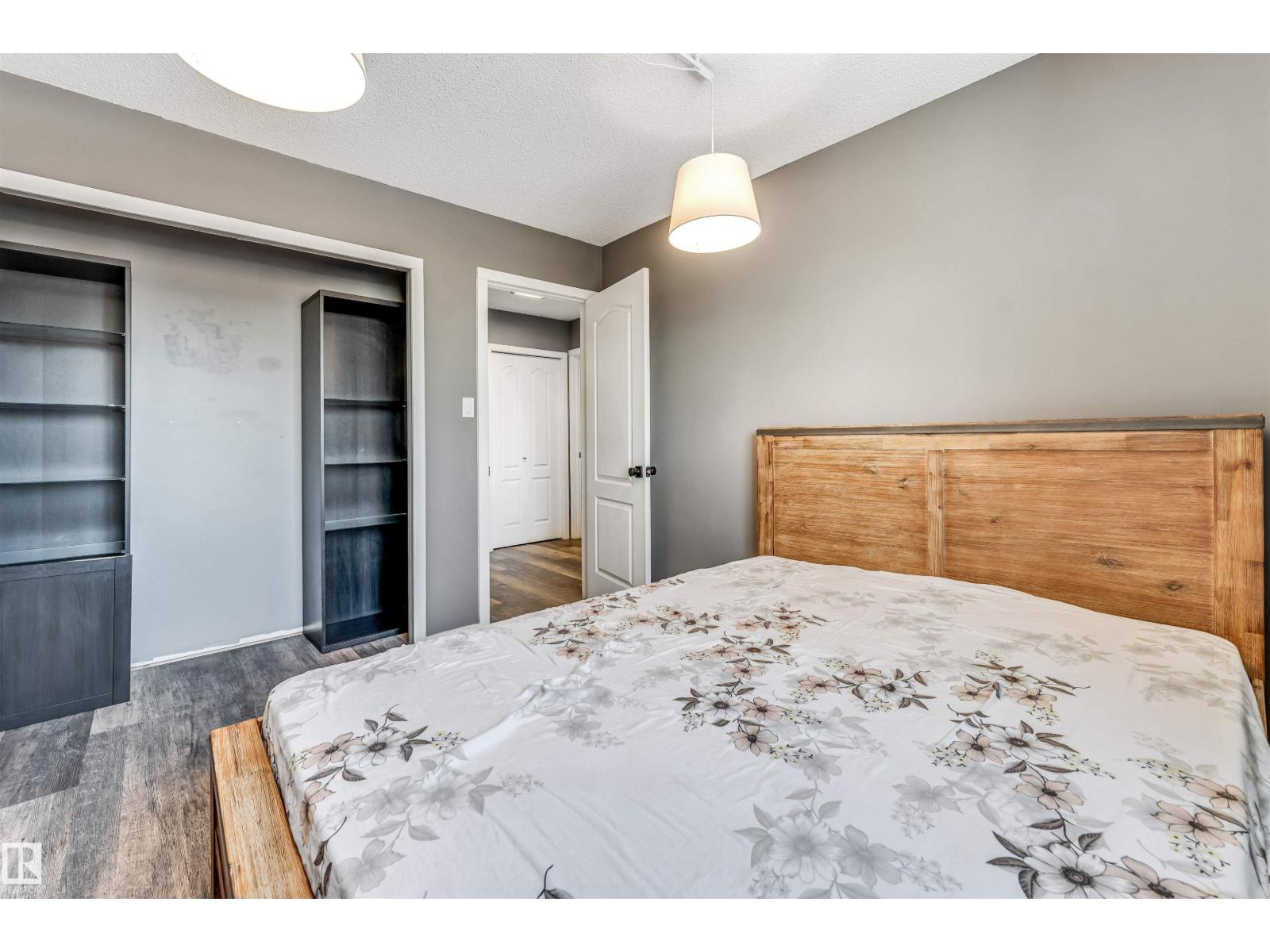 3824 48 ST NW, Edmonton