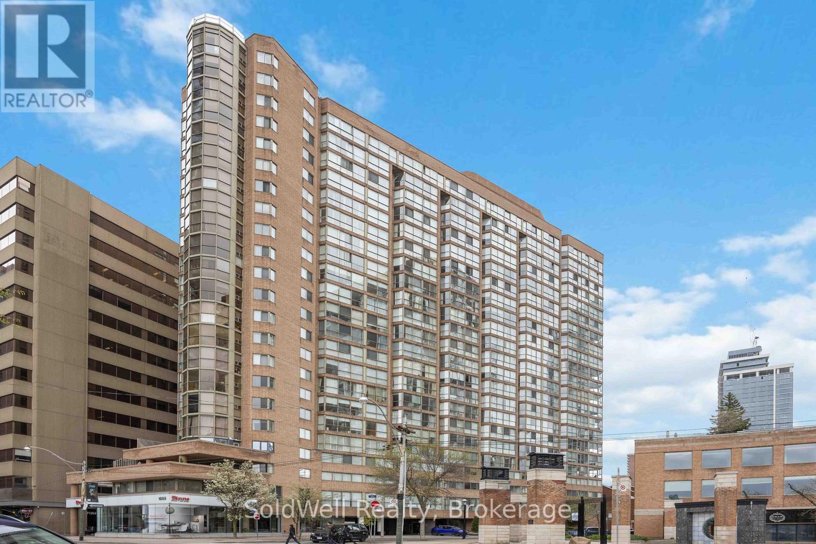 Listing photo of 712 - 1055 BAY STREET