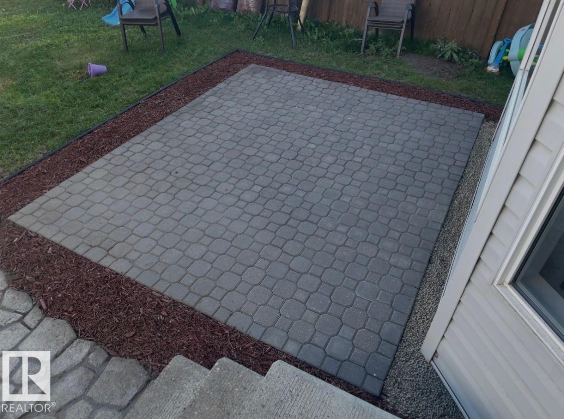 21348 88 AV NW, Edmonton