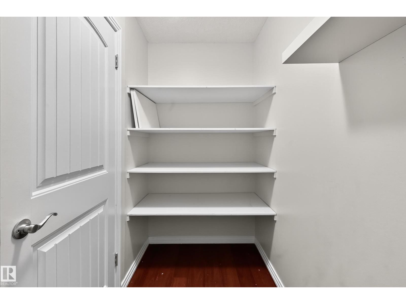 #202 10746 80 AV NW, Edmonton