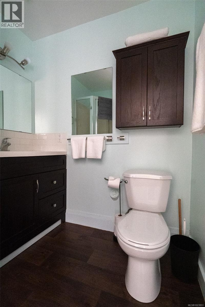 121 Thomas Rd, Salt Spring