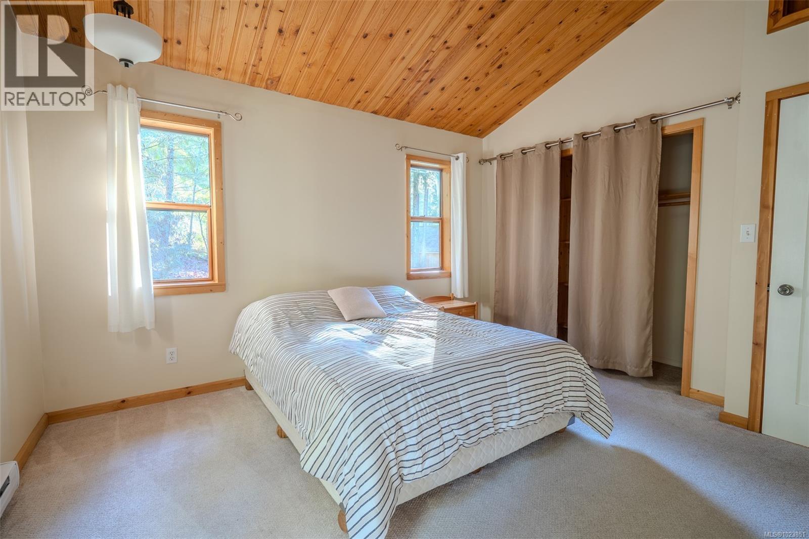 121 Thomas Rd, Salt Spring