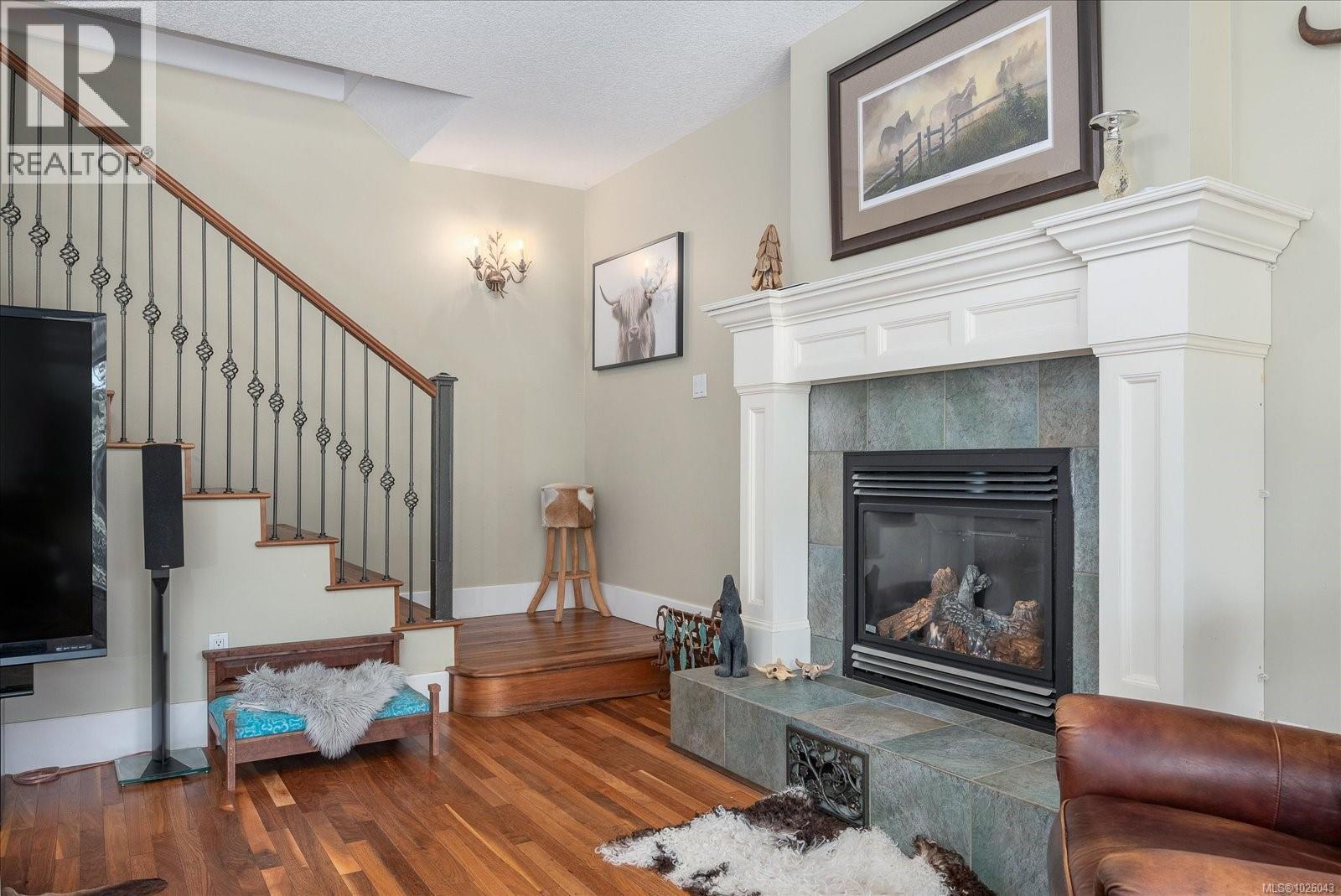 409 FOURNEAU WAY - 25