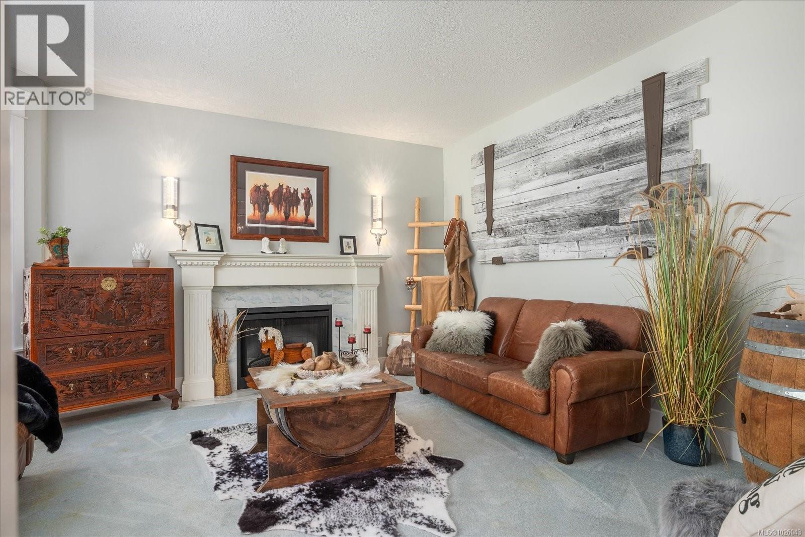 409 FOURNEAU WAY - 3