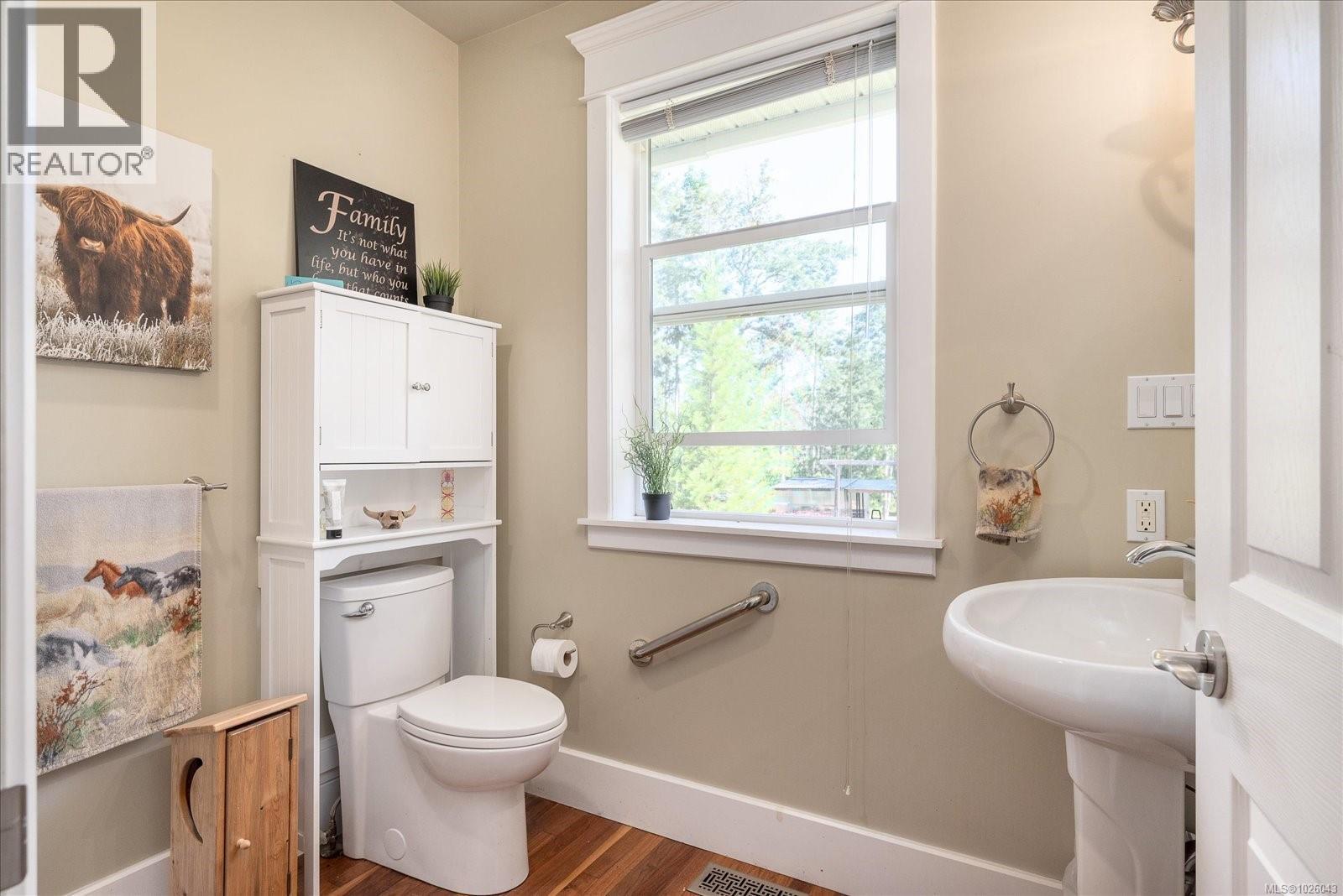 409 FOURNEAU WAY - 38