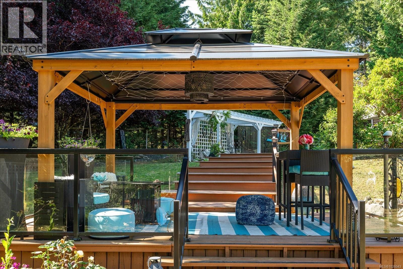 409 FOURNEAU WAY - 55