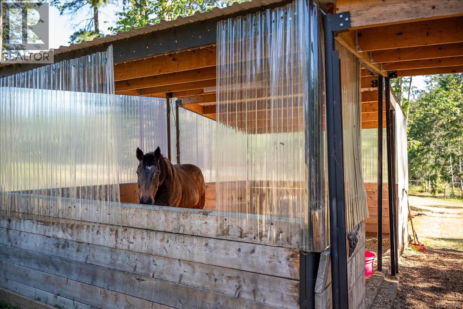 409 FOURNEAU WAY - 65