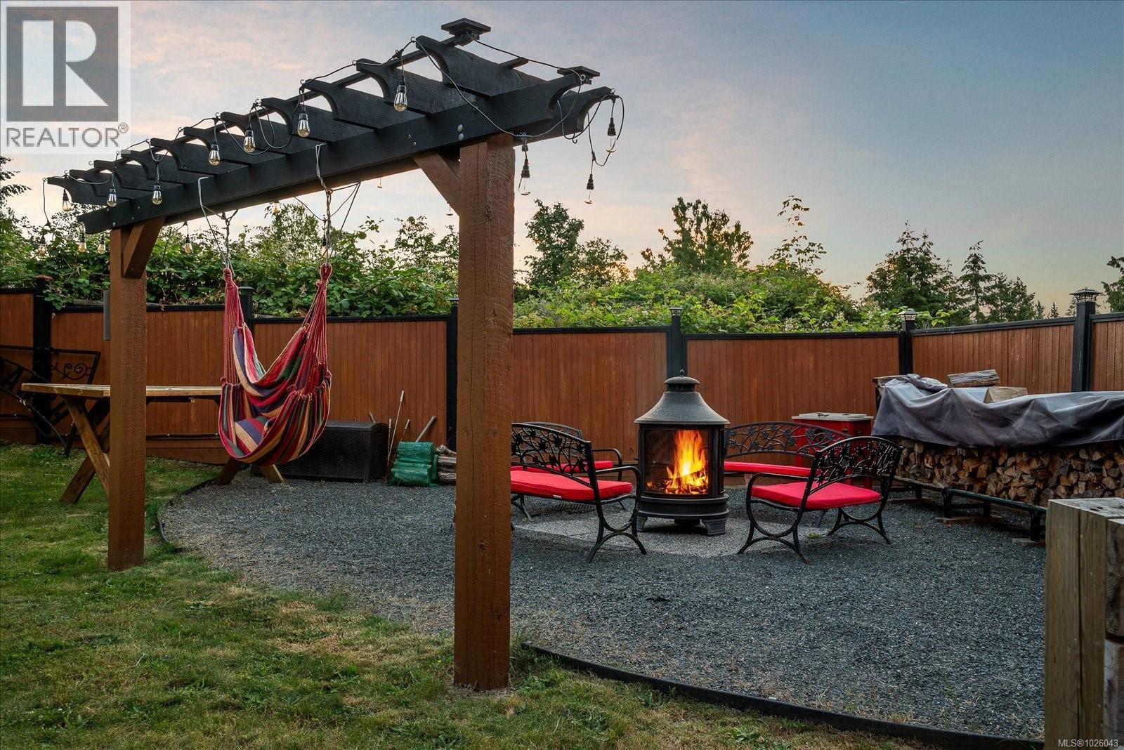 409 FOURNEAU WAY - 93