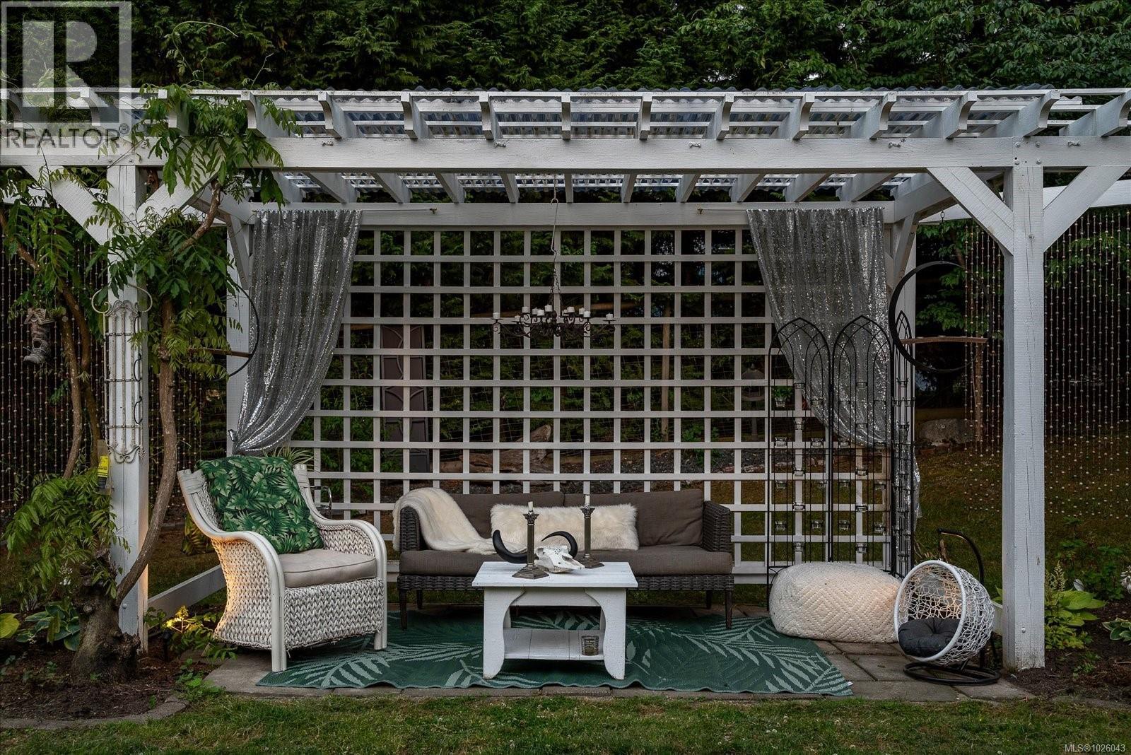 409 FOURNEAU WAY - 94