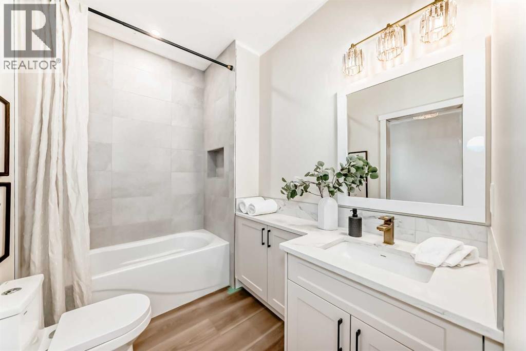 Single Family House 4 Level for Sale in  Spruce Bank Crescent SW Spruce Cliff Calgary 