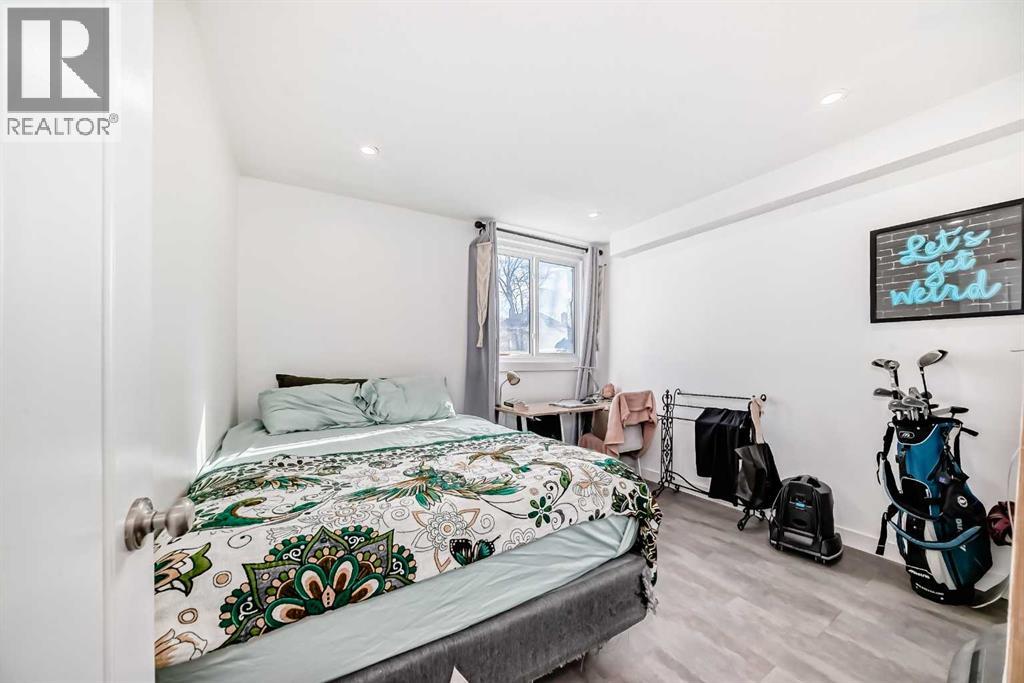 Single Family House for Sale in    Street SW Bankview Calgary 