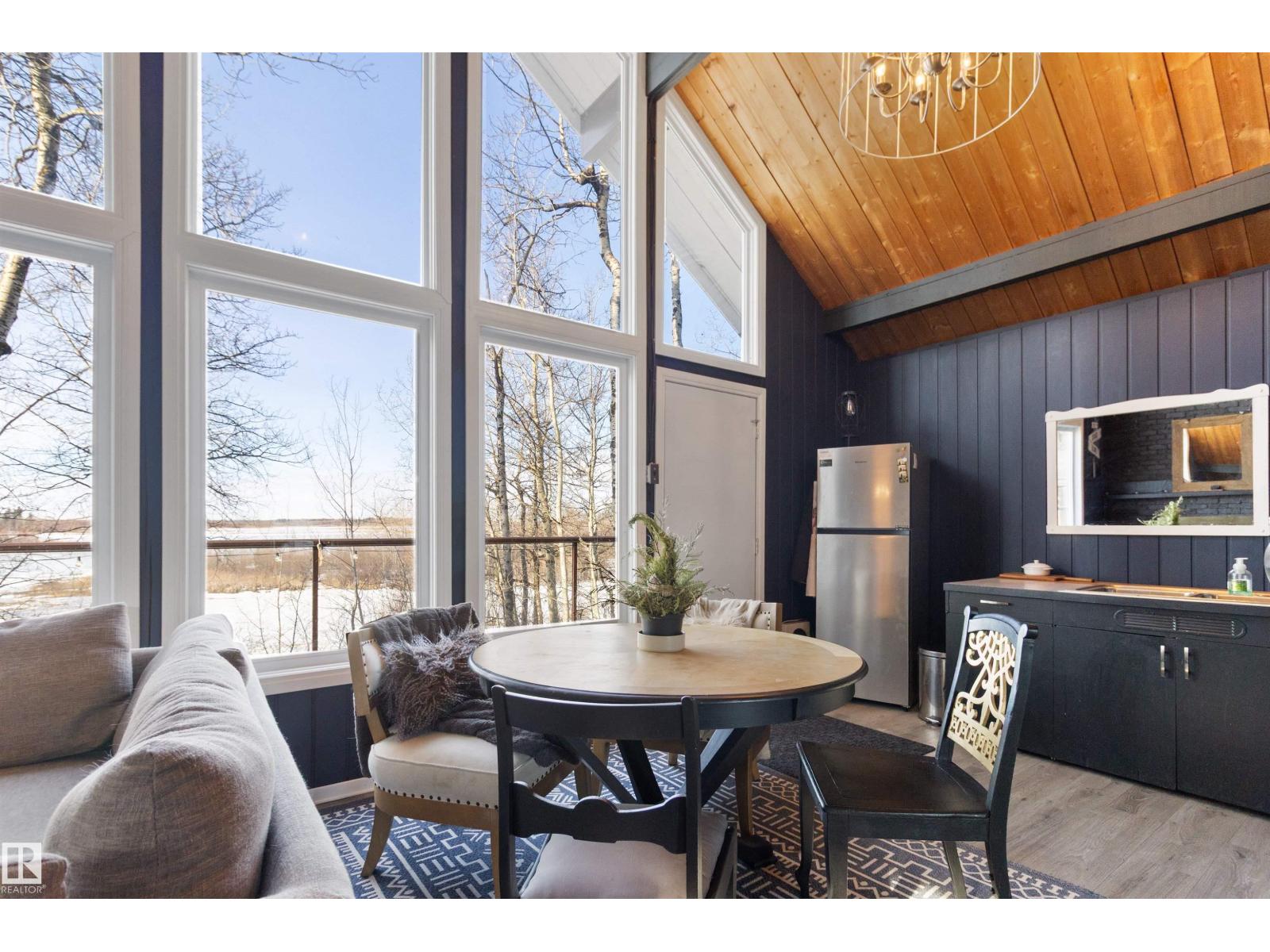 233 51268 Range Road 204, Rural Strathcona County