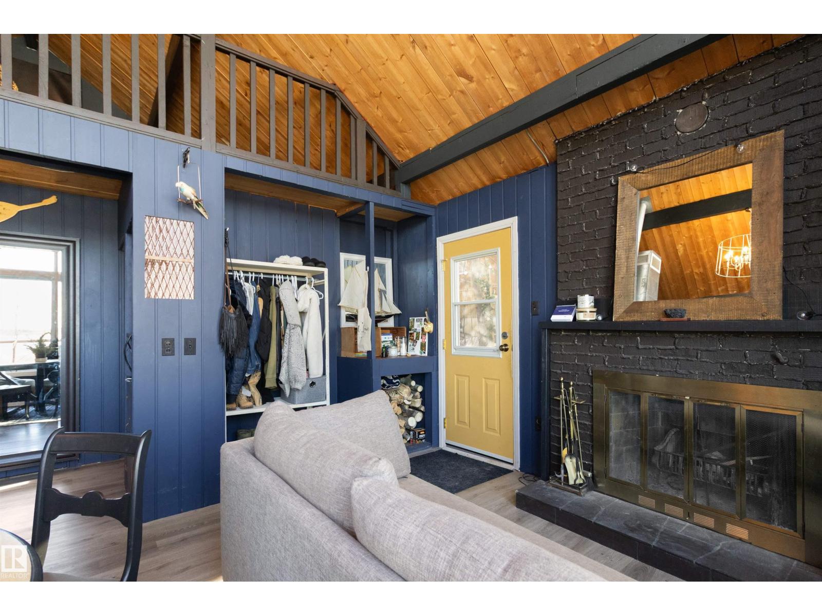 233 51268 Range Road 204, Rural Strathcona County