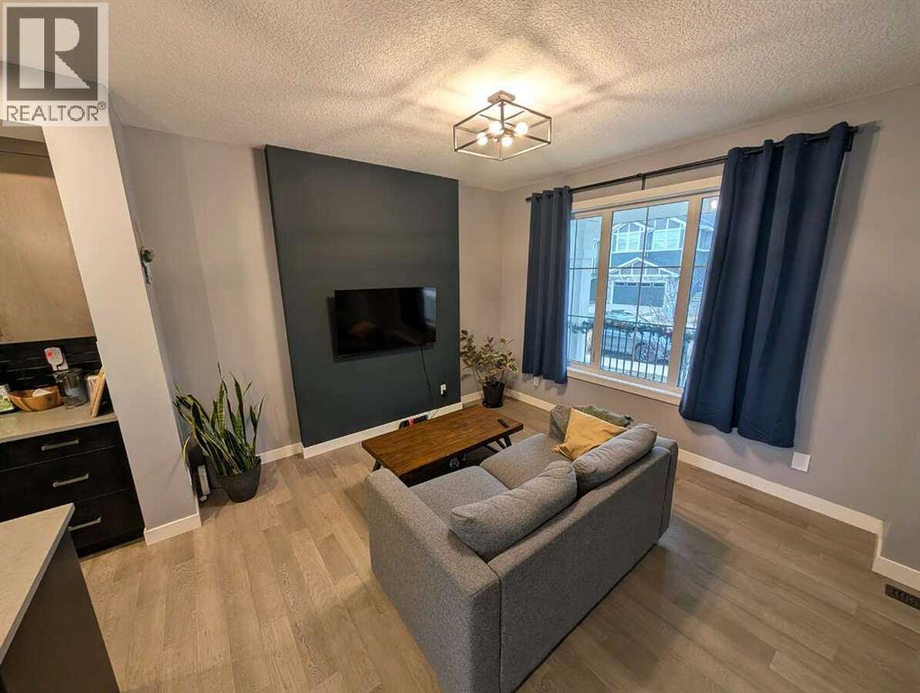 72 Sundown Crescent, Cochrane