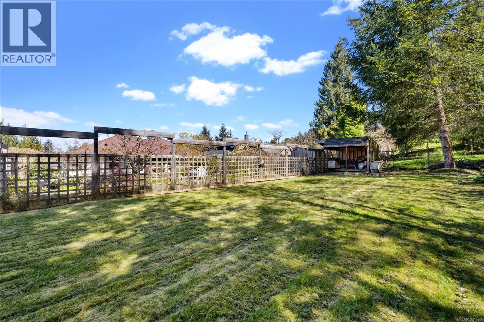 2508 Nuttal Dr, Nanoose Bay