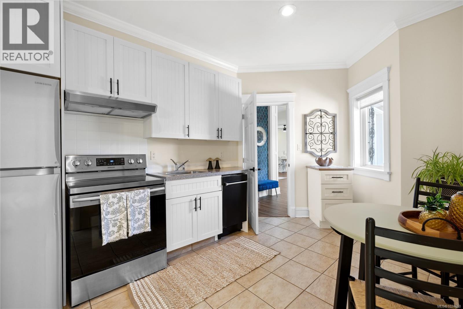 2508 Nuttal Dr, Nanoose Bay