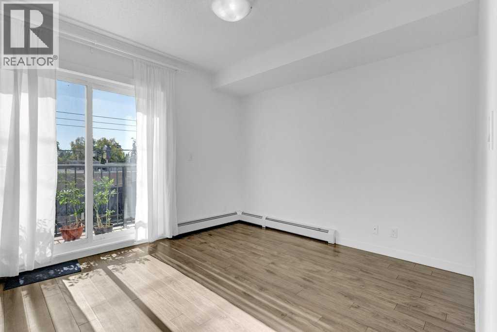 Single Family House Loft for Sale in    Street NW Mount Pleasant Calgary 