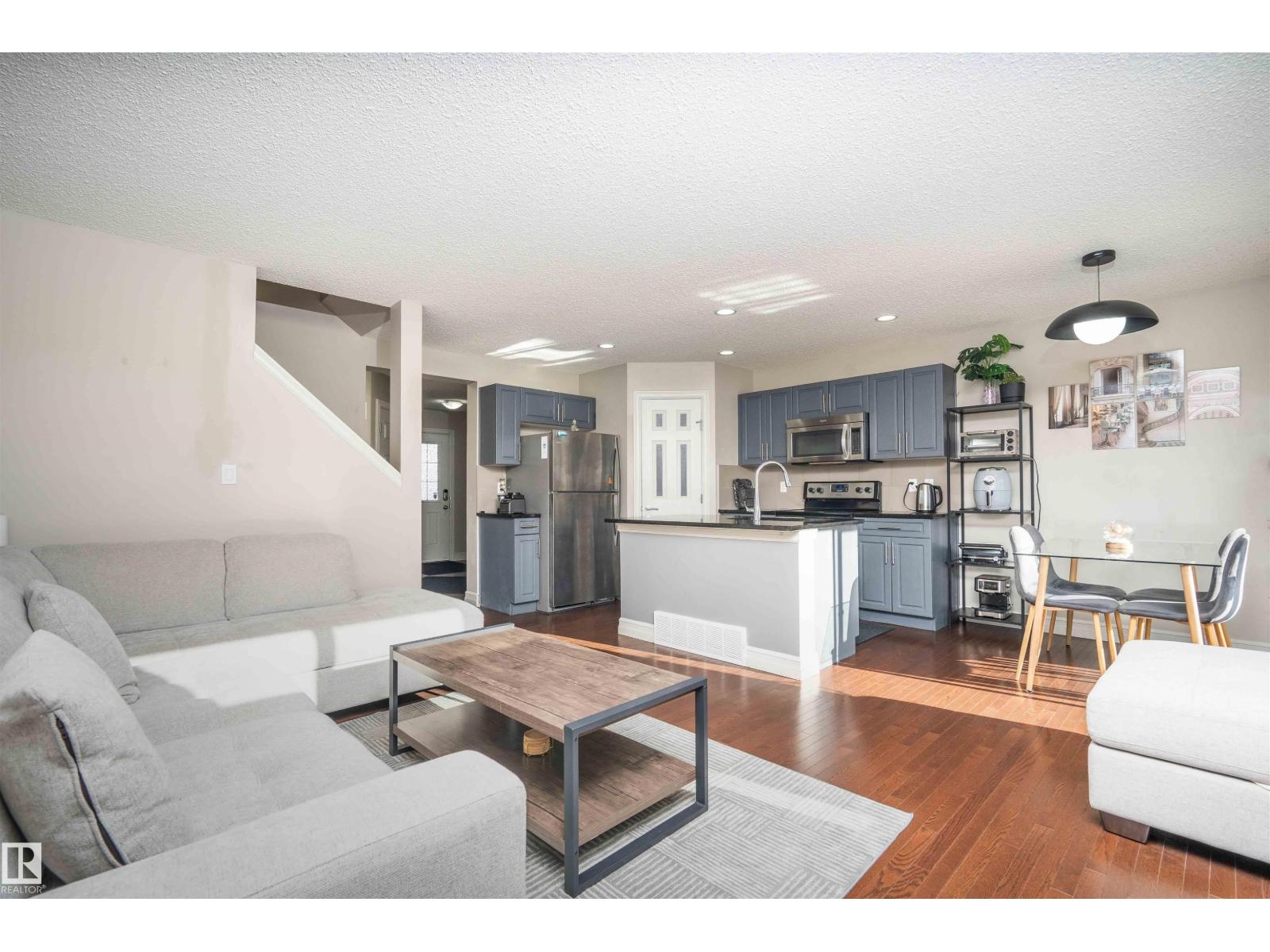 #13 5317 3 AVENUE SW, Edmonton