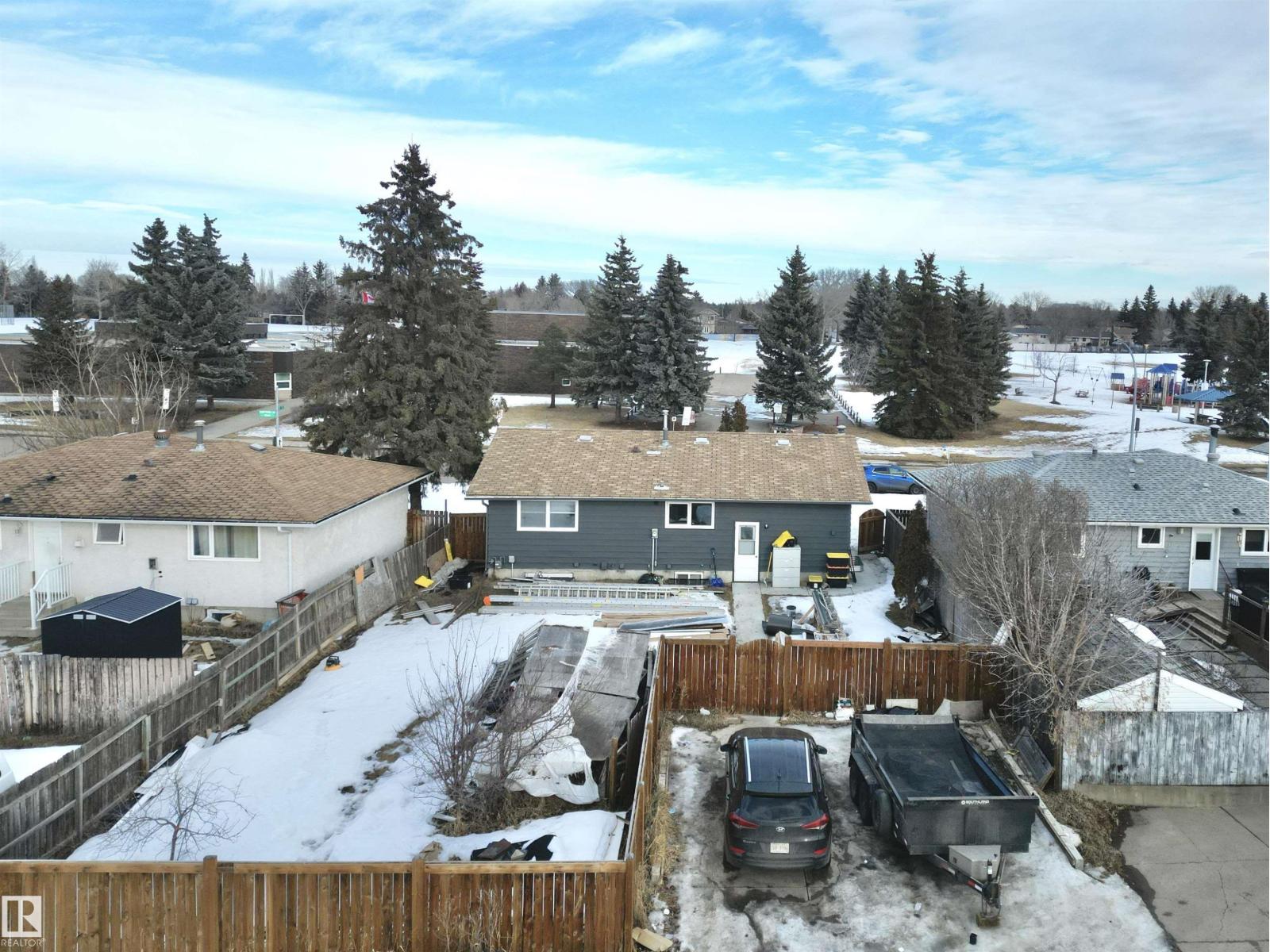 936 KNOTTWOOD RD S NW, Edmonton