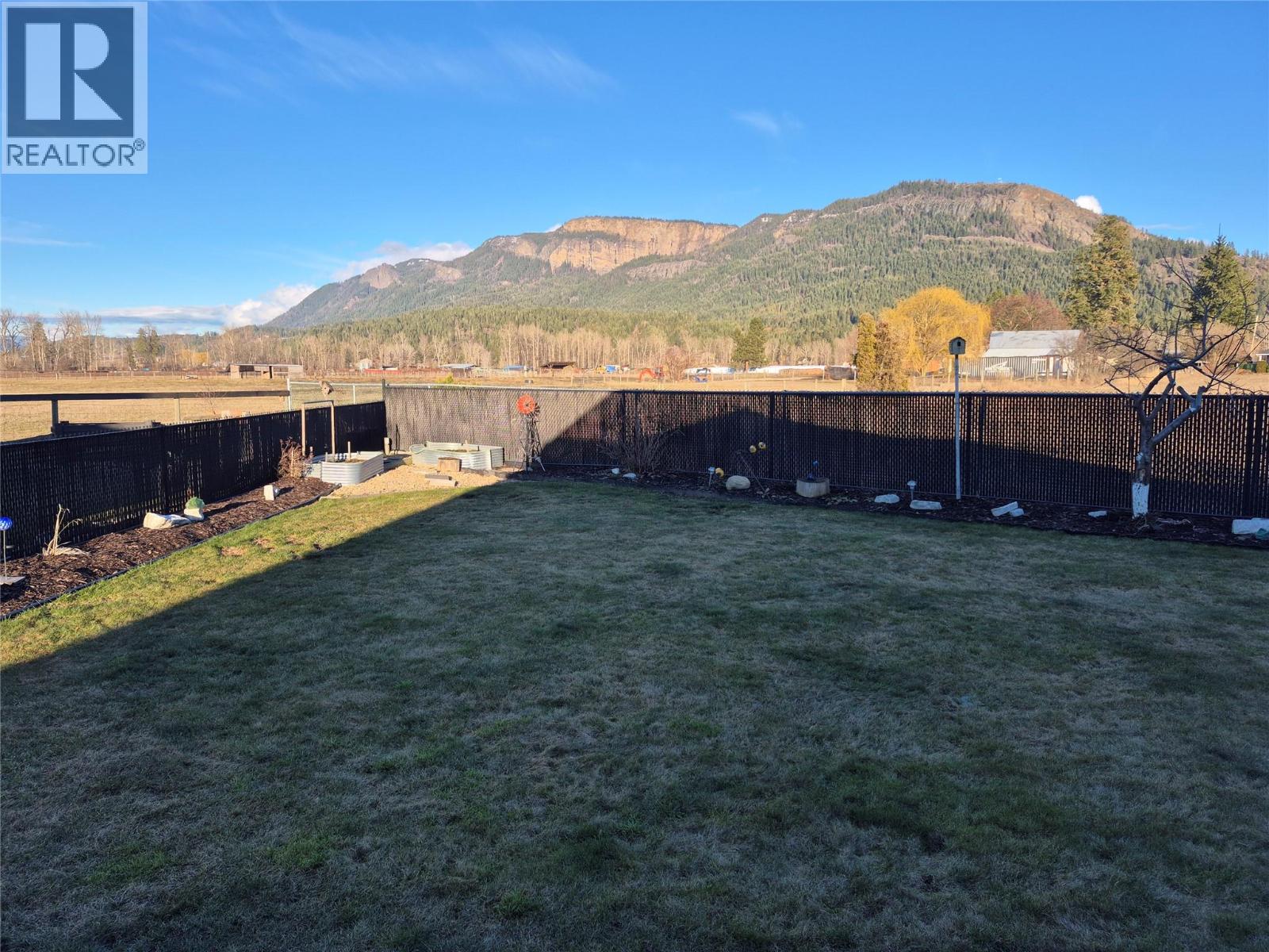 2117 Heitman Street, Enderby