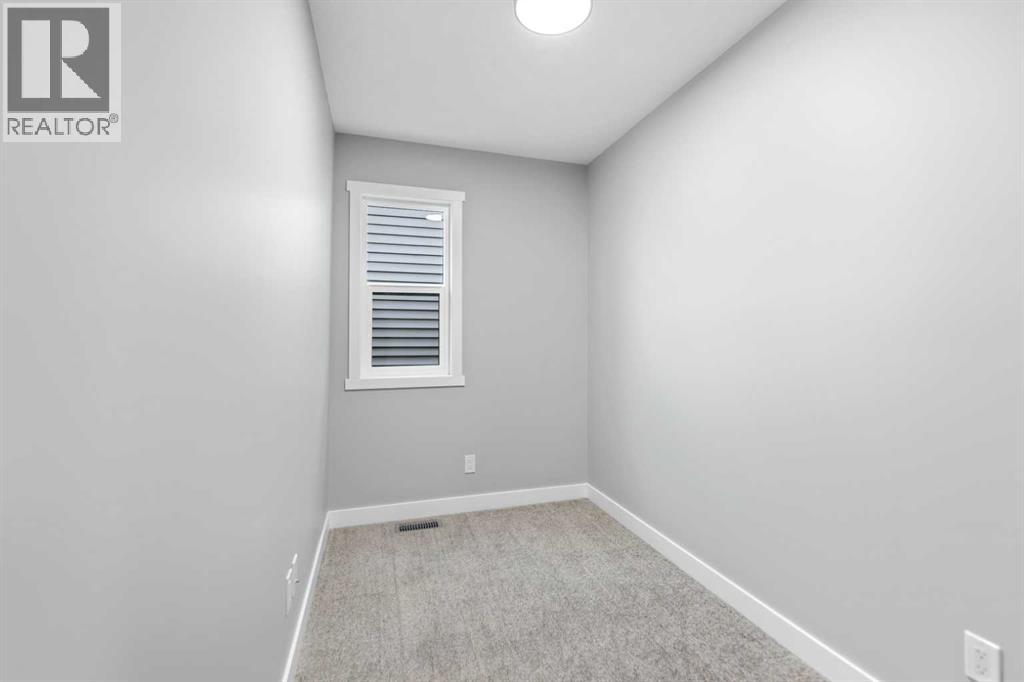 Single Family House for Sale in  Finch Gardens SE Rangeview Calgary 