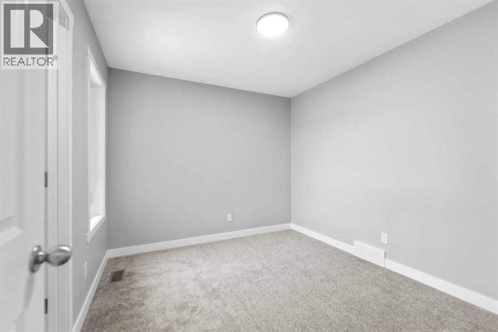 Single Family House for Sale in  Finch Gardens SE Rangeview Calgary 