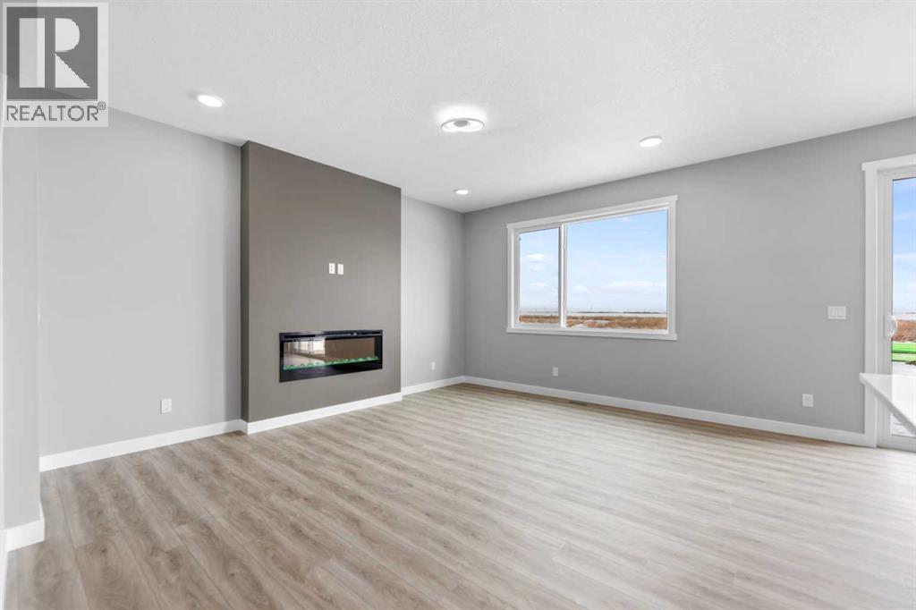 Single Family House for Sale in  Finch Gardens SE Rangeview Calgary 