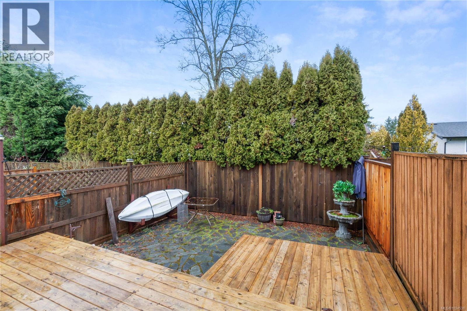 6 1195 Stuart Pl, Ladysmith