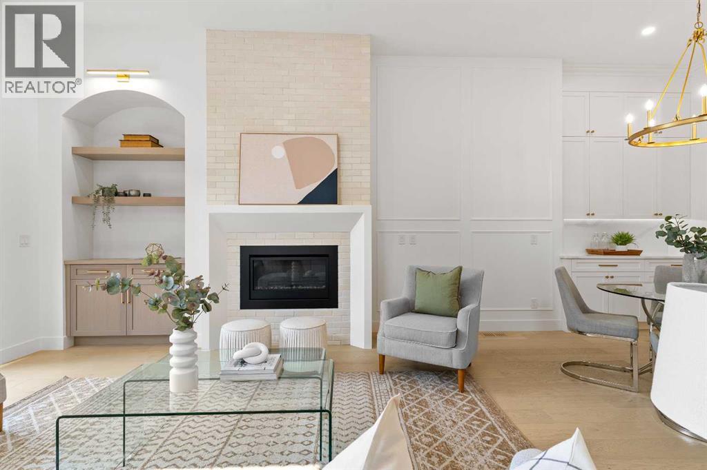 Single Family House for Sale in   Avenue NW West Hillhurst Calgary 