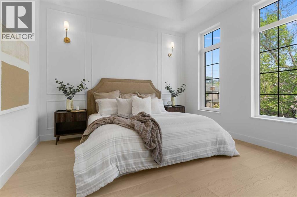 Single Family House for Sale in   Avenue NW West Hillhurst Calgary 