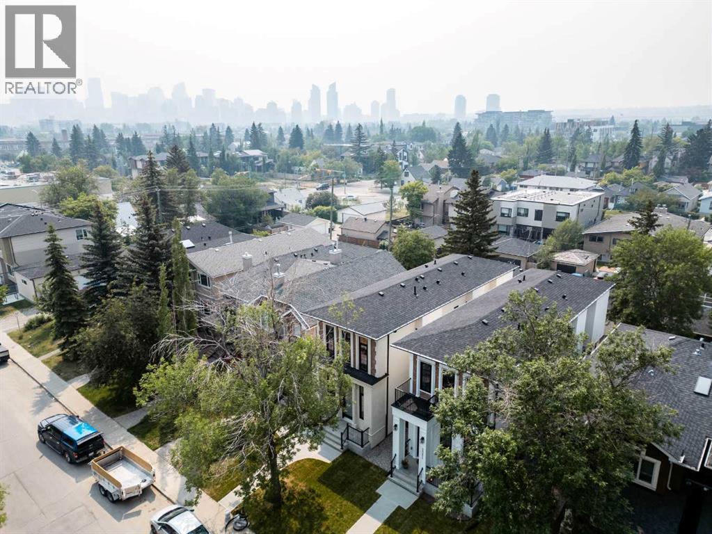 Single Family House for Sale in   Avenue NW West Hillhurst Calgary 