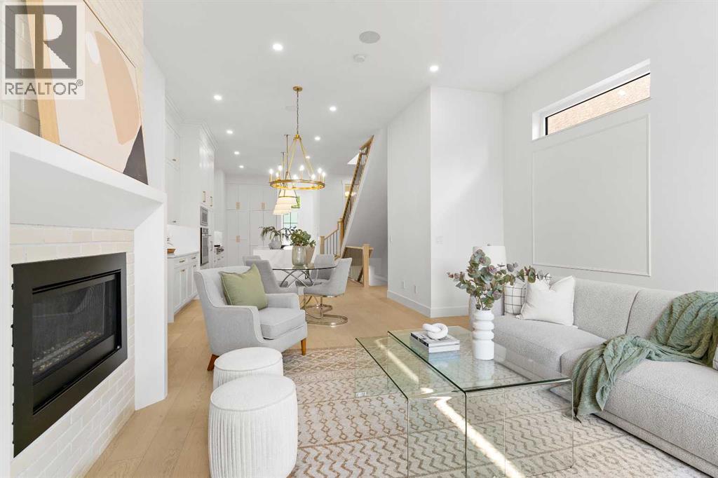 Single Family House for Sale in   Avenue NW West Hillhurst Calgary 