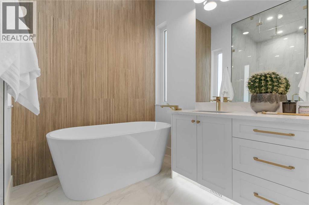 Single Family House for Sale in   Avenue NW West Hillhurst Calgary 