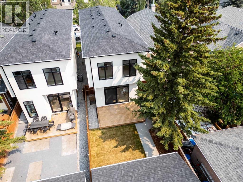 Single Family House for Sale in   Avenue NW West Hillhurst Calgary 