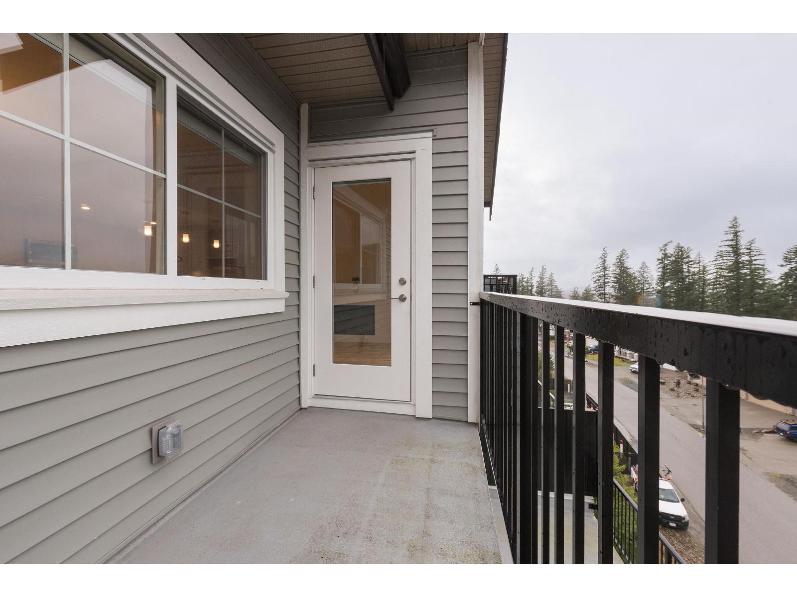 9 1928 WOODSIDE BOULEVARD, Mt Woodside, Agassiz