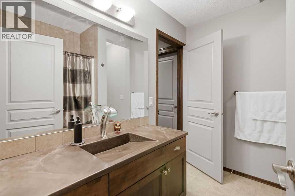 Single Family House for Sale in  Chaparral Valley Grove SE Chaparral Calgary 