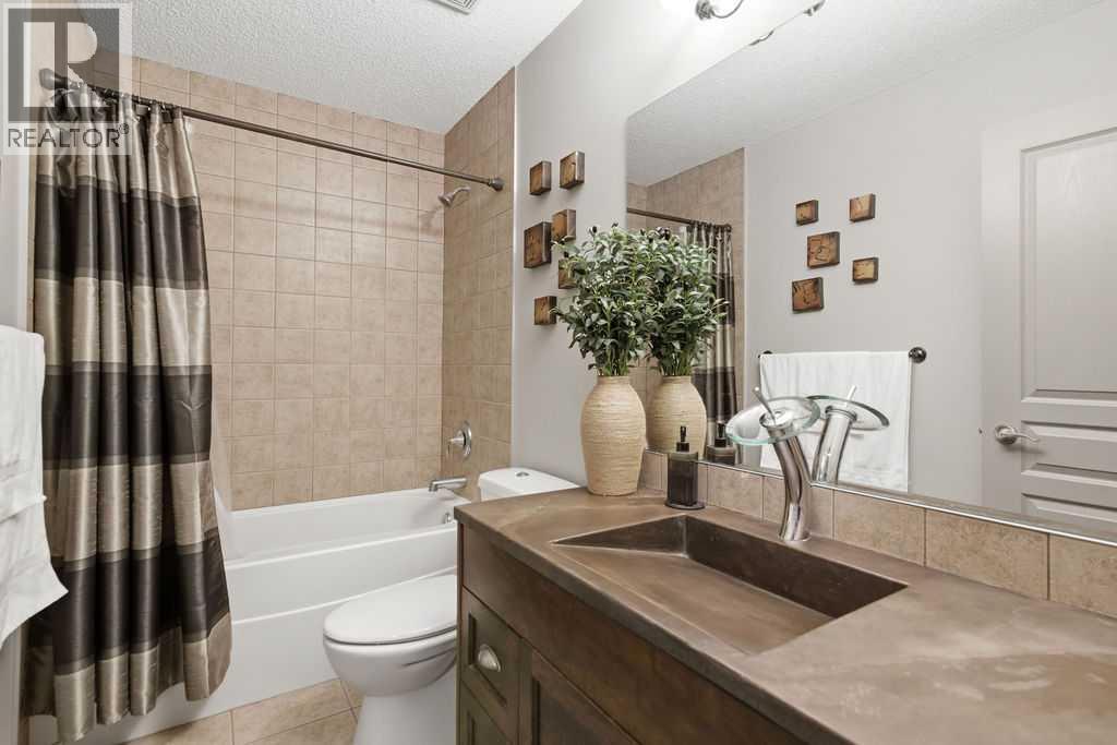 Single Family House for Sale in  Chaparral Valley Grove SE Chaparral Calgary 