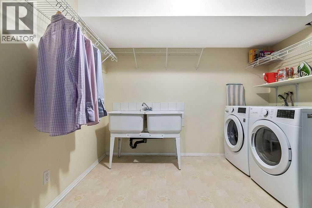 Single Family House for Sale in  Royal Birch Mount NW Royal Oak Calgary 