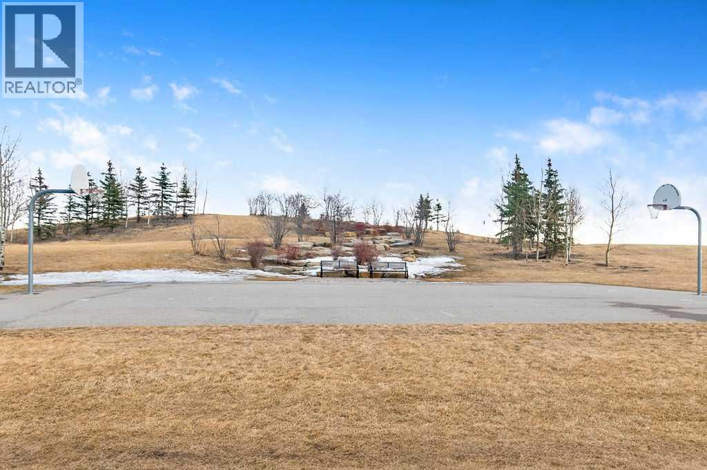 Single Family House for Sale in  Royal Birch Mount NW Royal Oak Calgary 