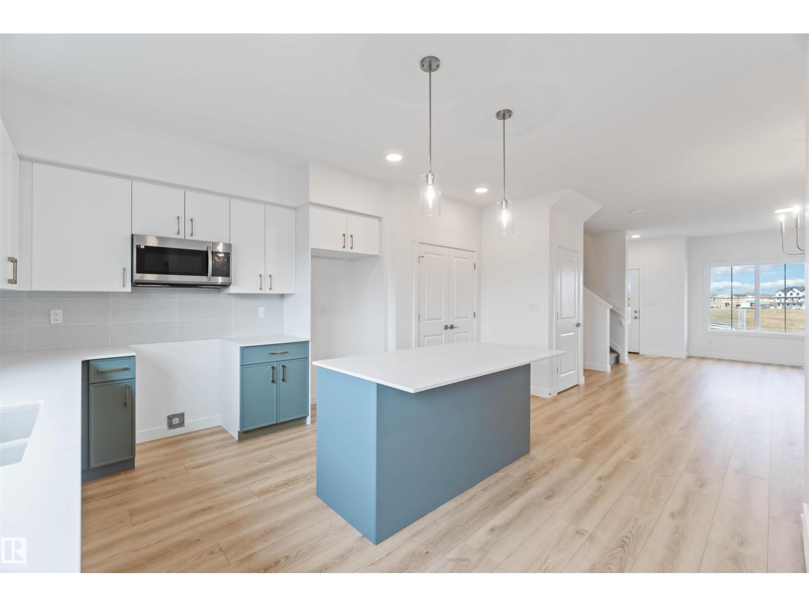 428 176 AV NE, Edmonton