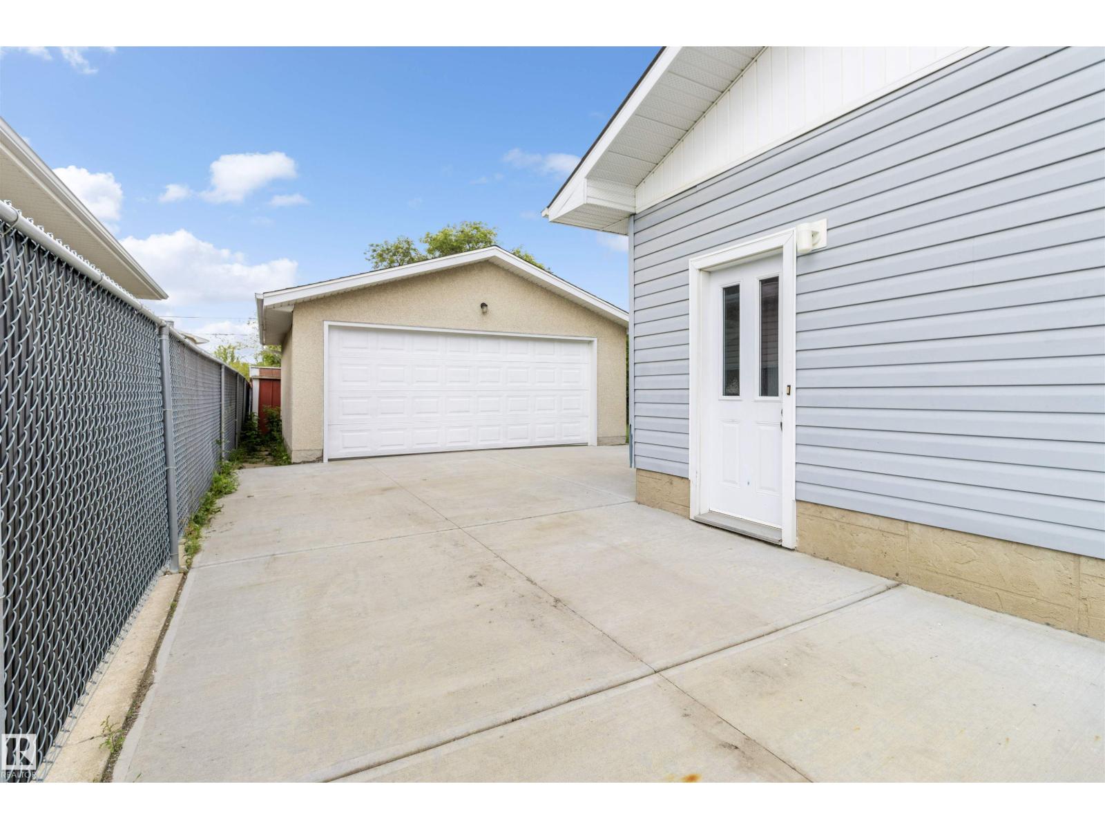 875 JUNIPER AV, Sherwood Park